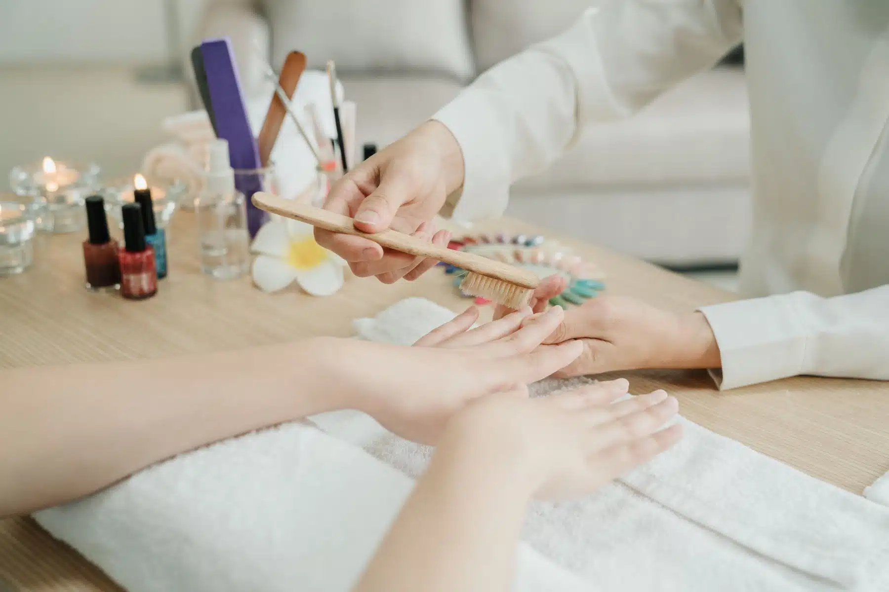 Manicurista – servicio en casa