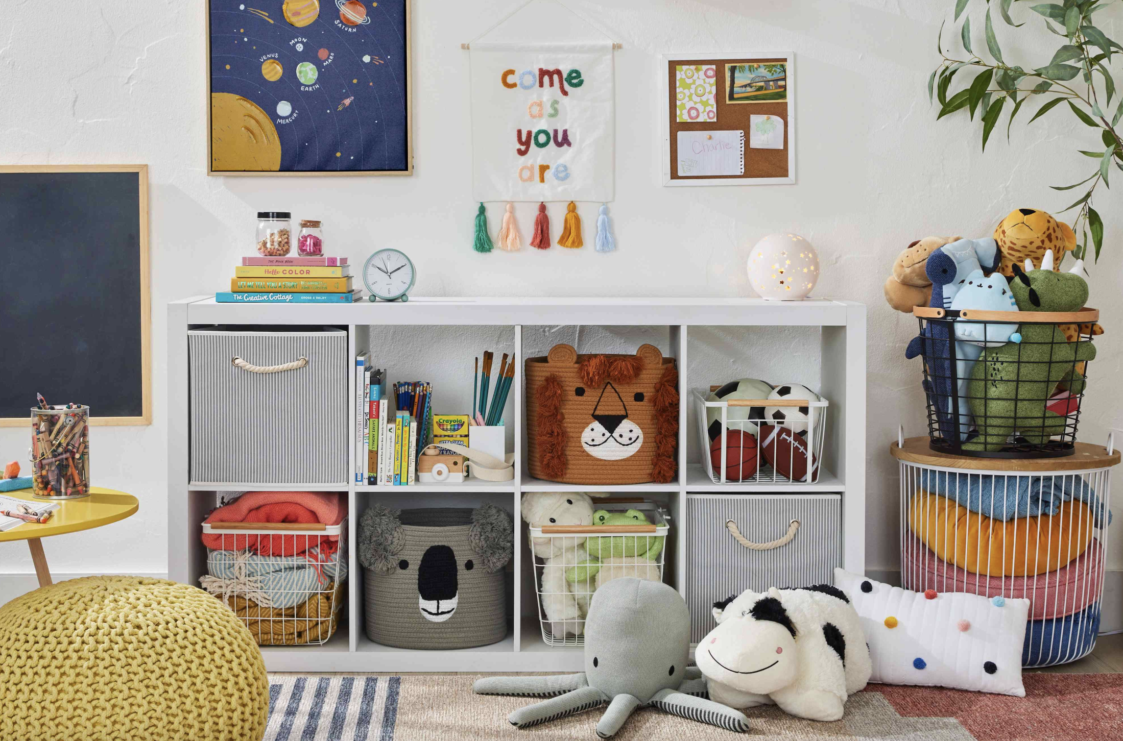 Organize Kids’ Playroom